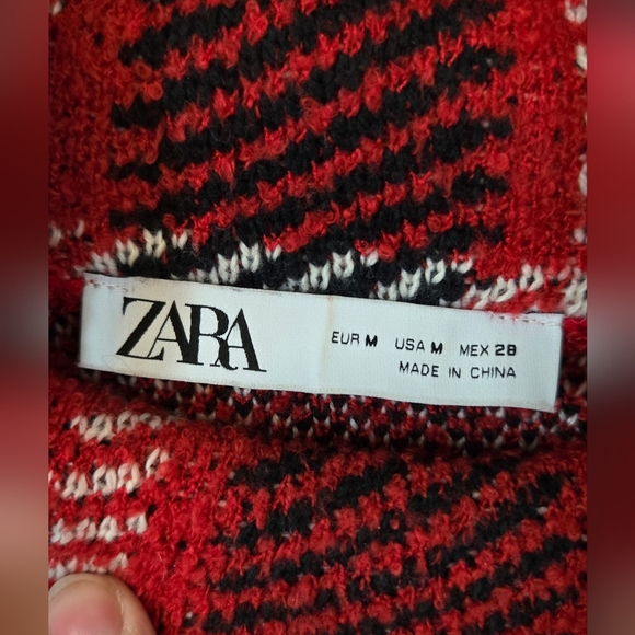 Zara Plaid Knit Sweater Red Black Mock Neck Size L - Picture 6 of 9